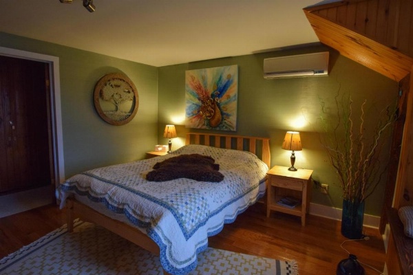 Enfield Manor Bed&Breakfast and Vacation Rental image 18