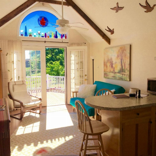 Enfield Manor Bed&Breakfast and Vacation Rental image 25