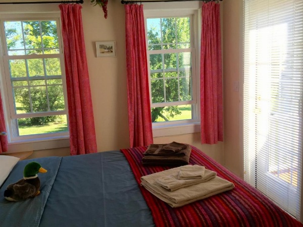 Enfield Manor Bed&Breakfast and Vacation Rental image 28