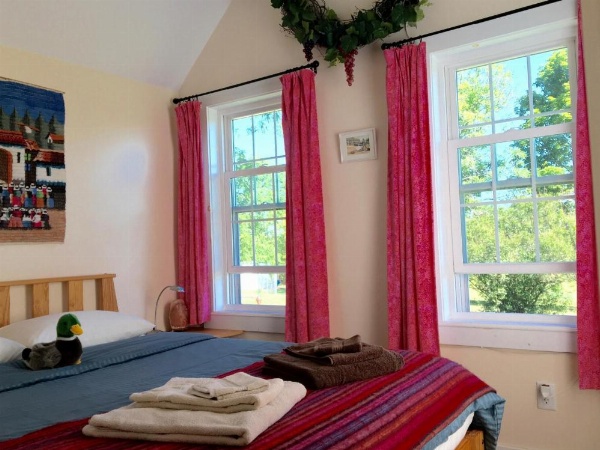 Enfield Manor Bed&Breakfast and Vacation Rental image 29