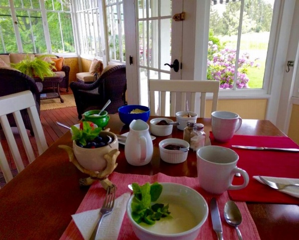 Enfield Manor Bed&Breakfast and Vacation Rental image 6